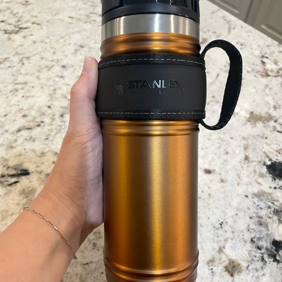 Stanley Bronze Travel Mug - Picture 1 of 3